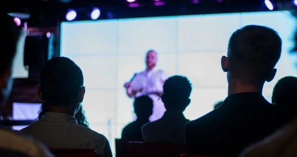 Trouver un conferencier Momento Event 0