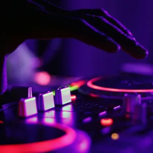 Animation DJ entreprise Toulouse Momento Event 0